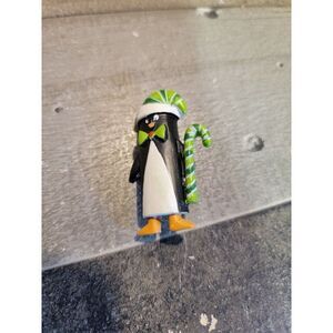 Mini penguin candy cane xmas pin brooch decor jewelry